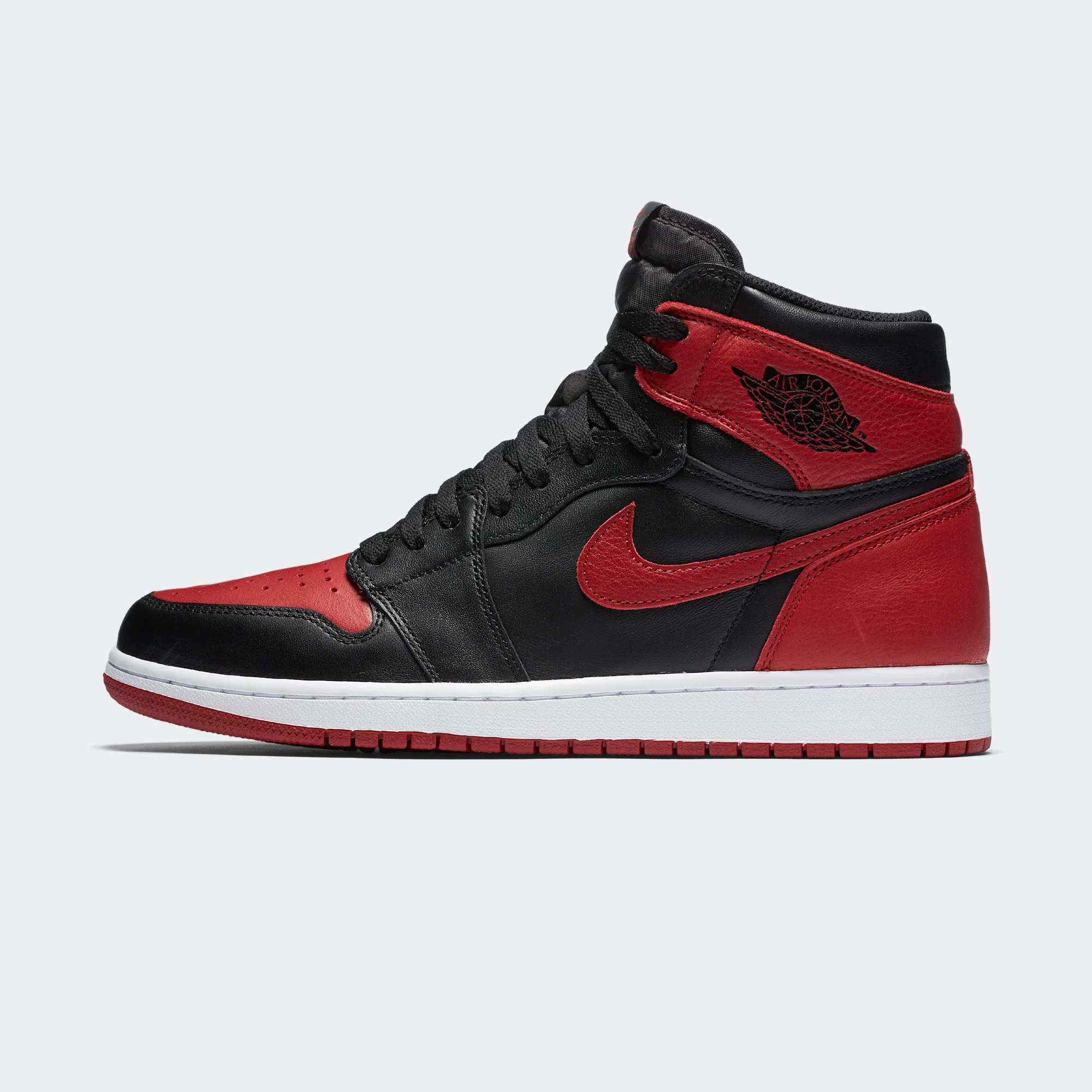 Air Jordan 1 Retro High OG "Bred / Banned" (2016)