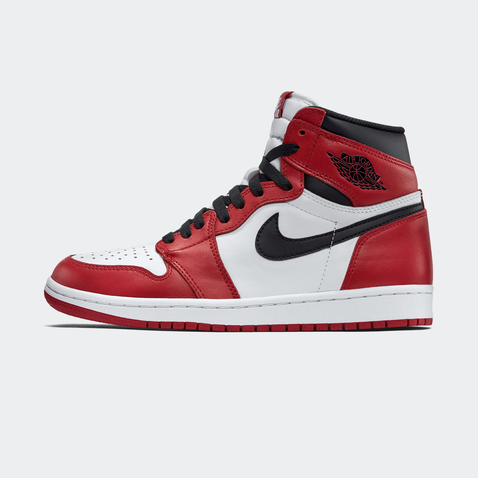 Air Jordan 1 Retro High OG "Chicago" (2015)