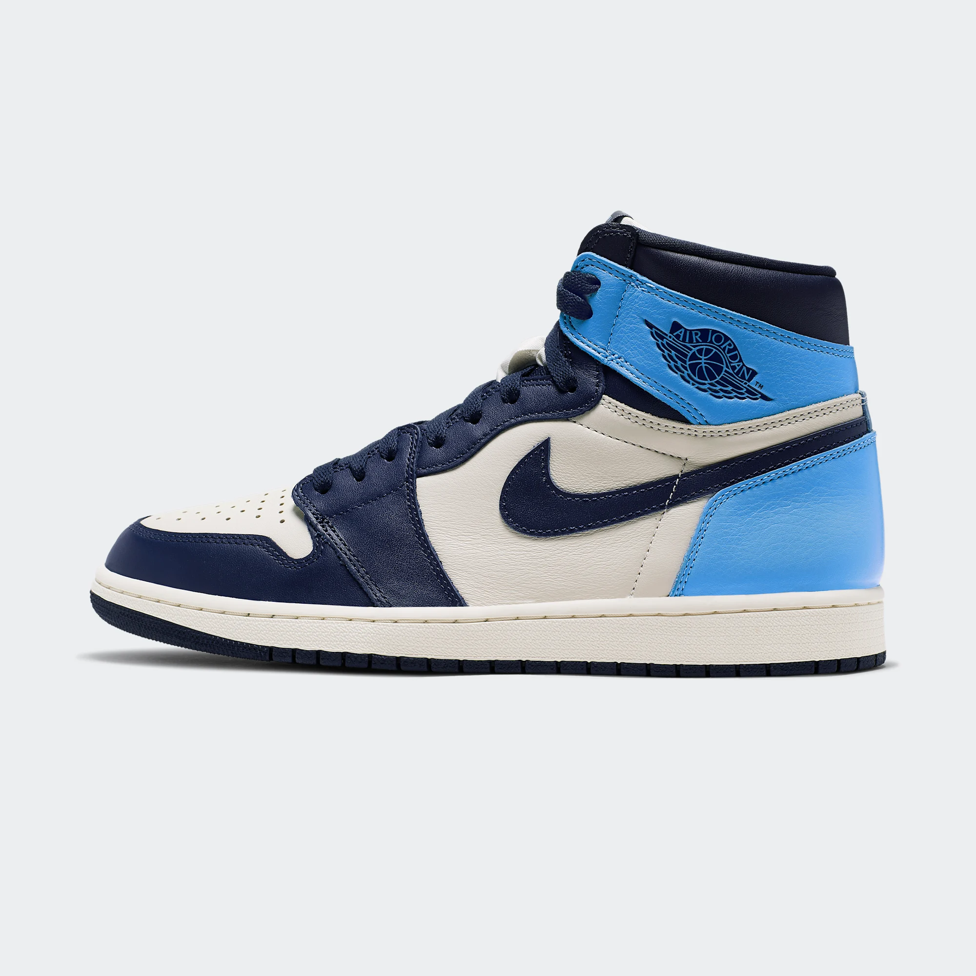 Air Jordan 1 Retro High OG "Obsidian"