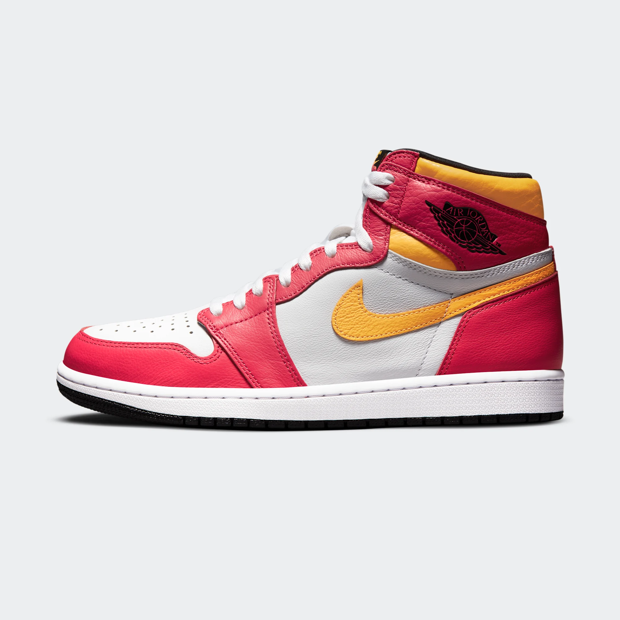 Air Jordan 1 Retro High OG "Light Fusion Red"