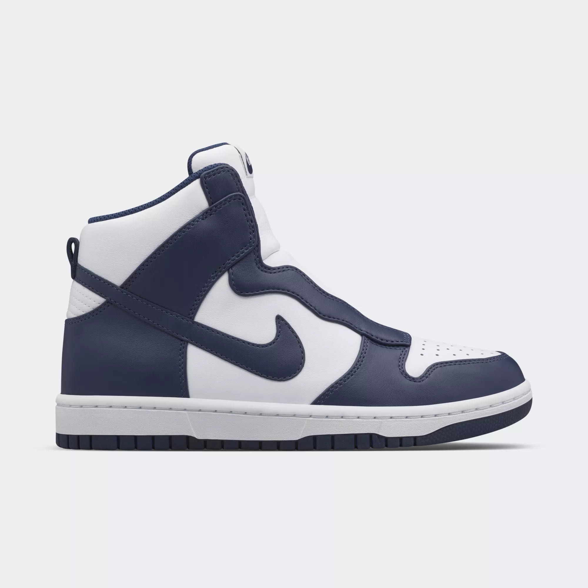 Sacai x Nike Dunk High Lux "Midnight Navy"