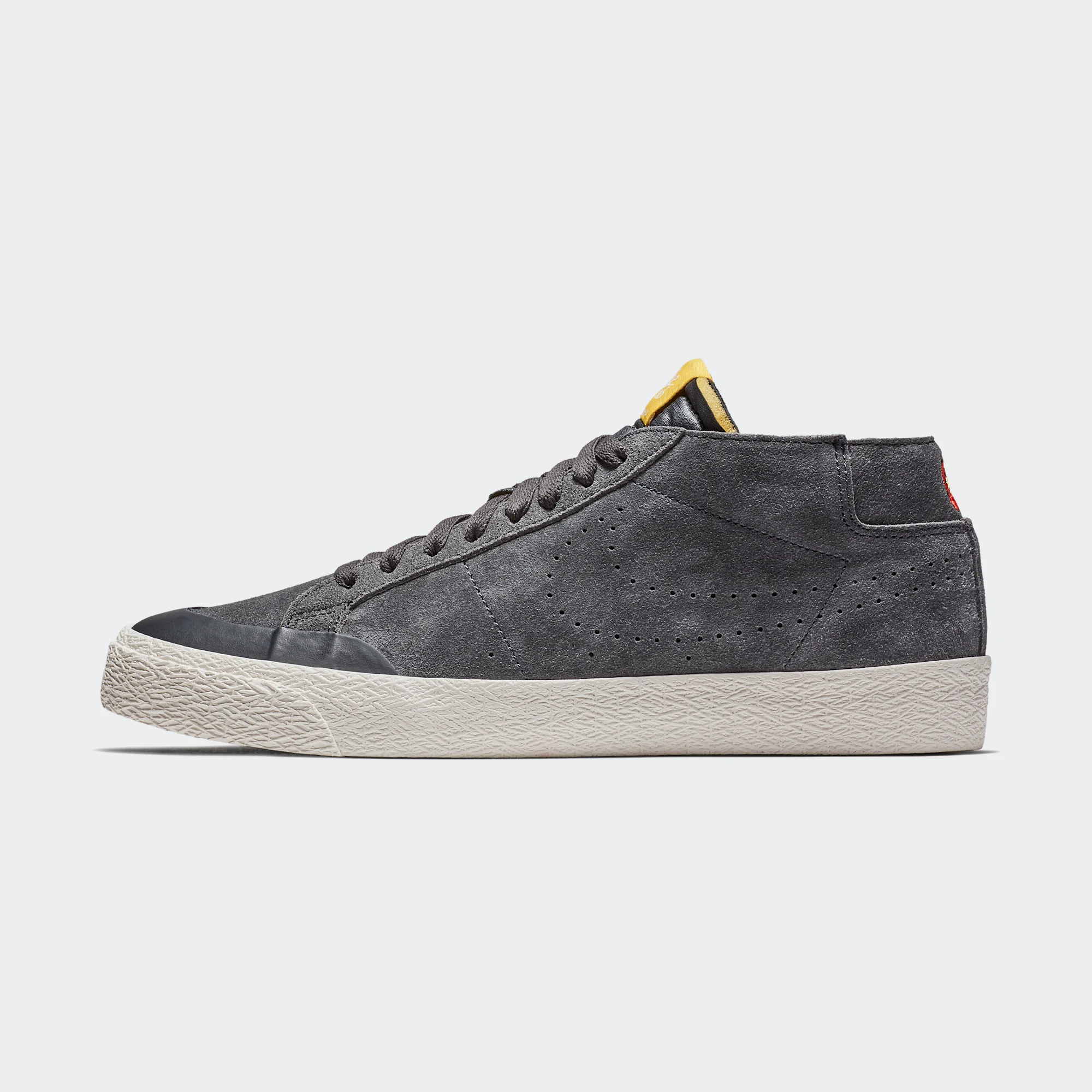 Lance Mountain x Nike SB Zoom Blazer Chukka XT "English Rose"