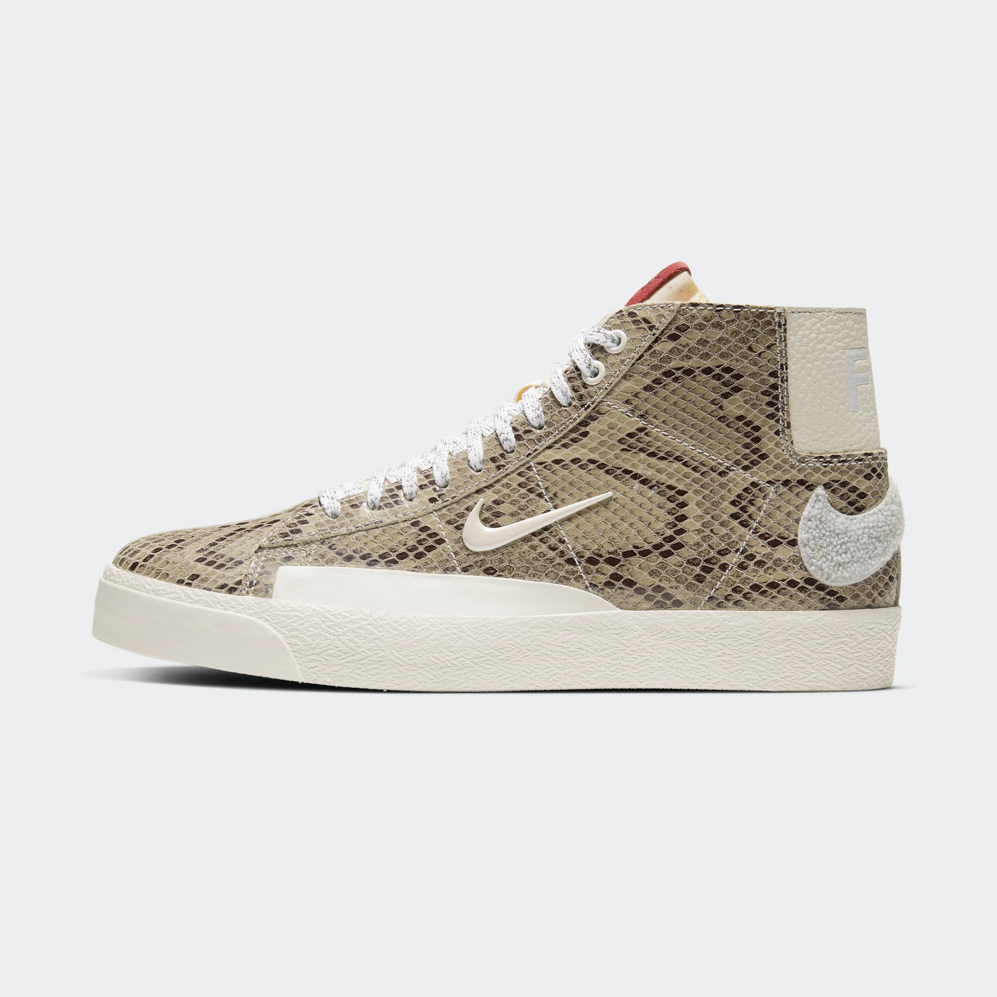 Soulland x Nike SB Blazer Mid "FRI.day Part 03"