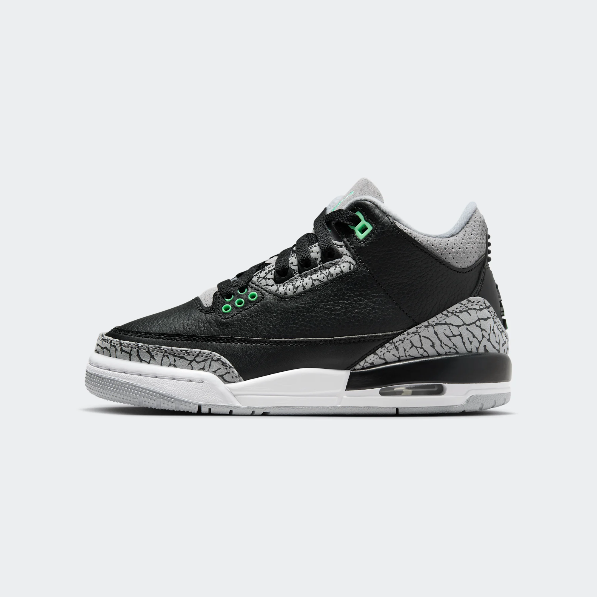 Air Jordan 3 Retro (GS) "Green Glow" - Jordan sneakers (March 16, 2024)