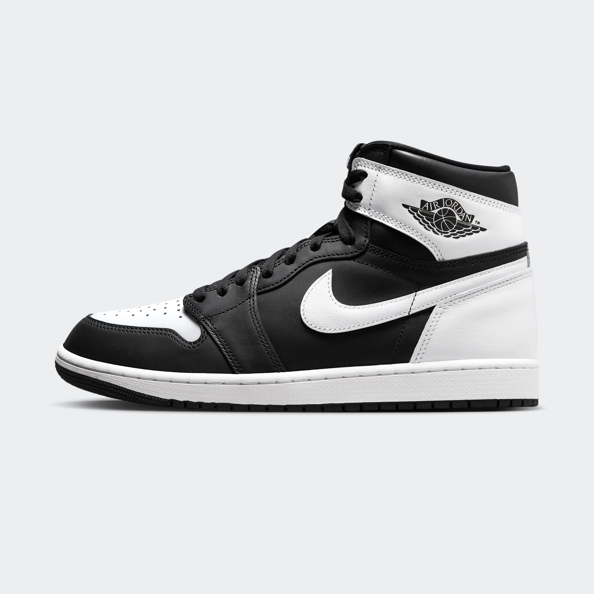 Air Jordan 1 Retro High OG "Black & White" - Jordan sneakers (February 24, 2024)