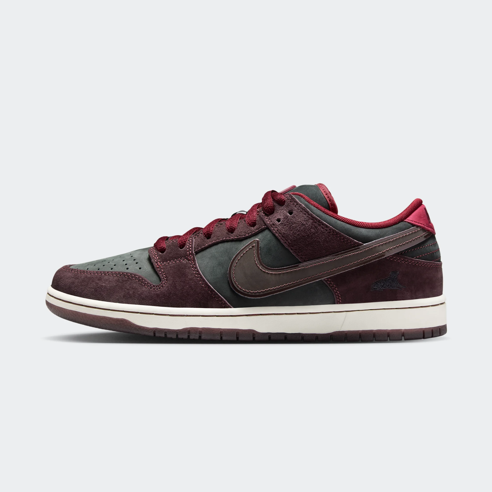 Riot x Nike SB Dunk Low Pro QS "Mahogany" - Nike SB sneakers (January 21, 2025)